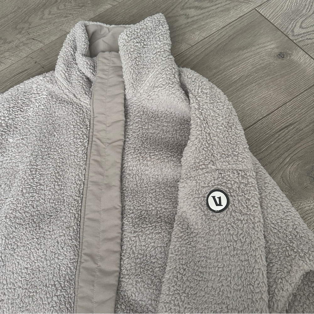 Vuori Alpine Women's Cream Fleece Jacket size Large - Picture 4 of 11